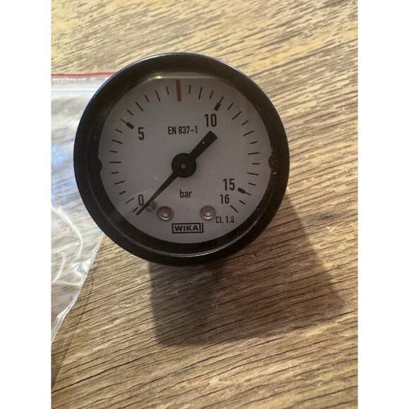 WIKA EN 837-1 CL. 1.6 PRESSURE GAUGE 0 TO 16 BAR Assembly - Picture 2 of 7